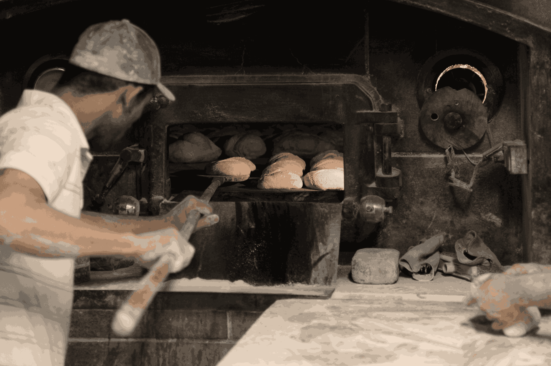 We Serve The Best Cakes In Town